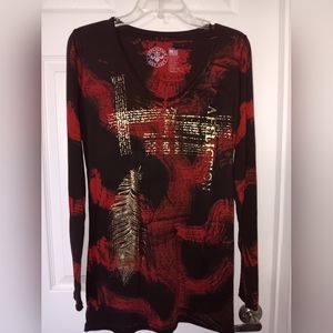 Shirt. Long sleeve. Fitted. Cotton.